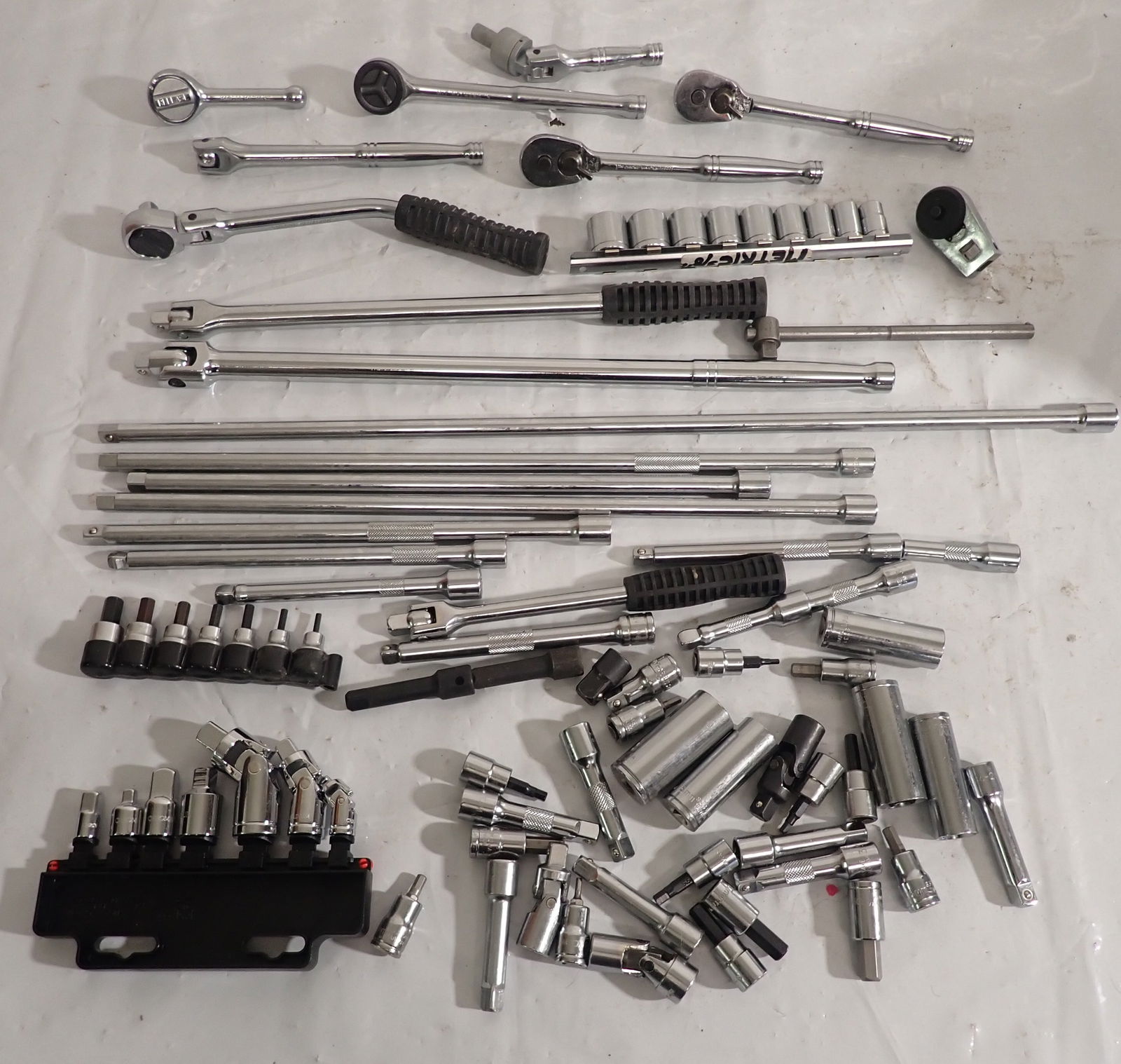 3/8" Drive Rachets, Breaker Bars, Extensions, Sockets, Misc (1 of 3)