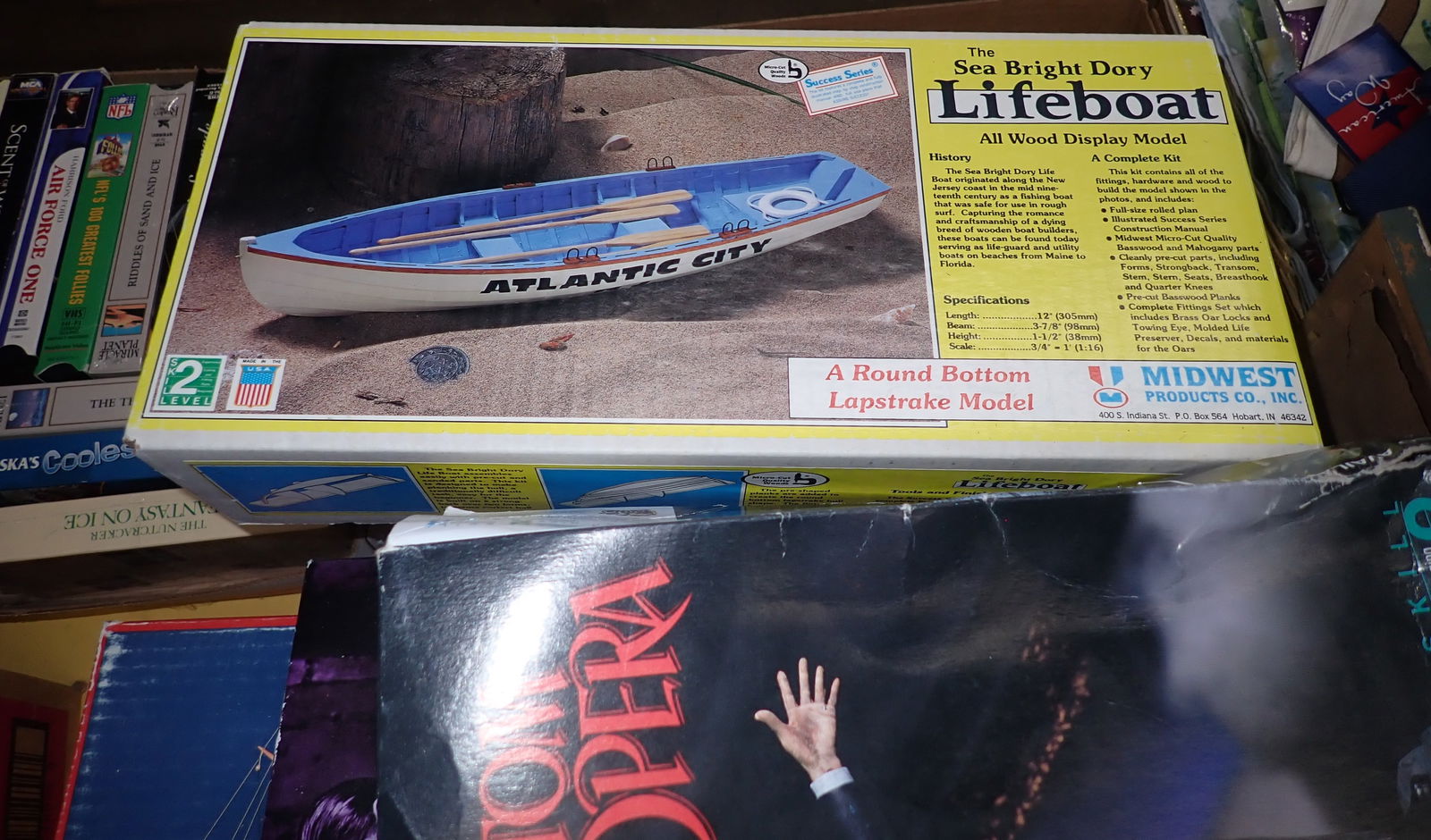 Models , Sink , & Misc - 9