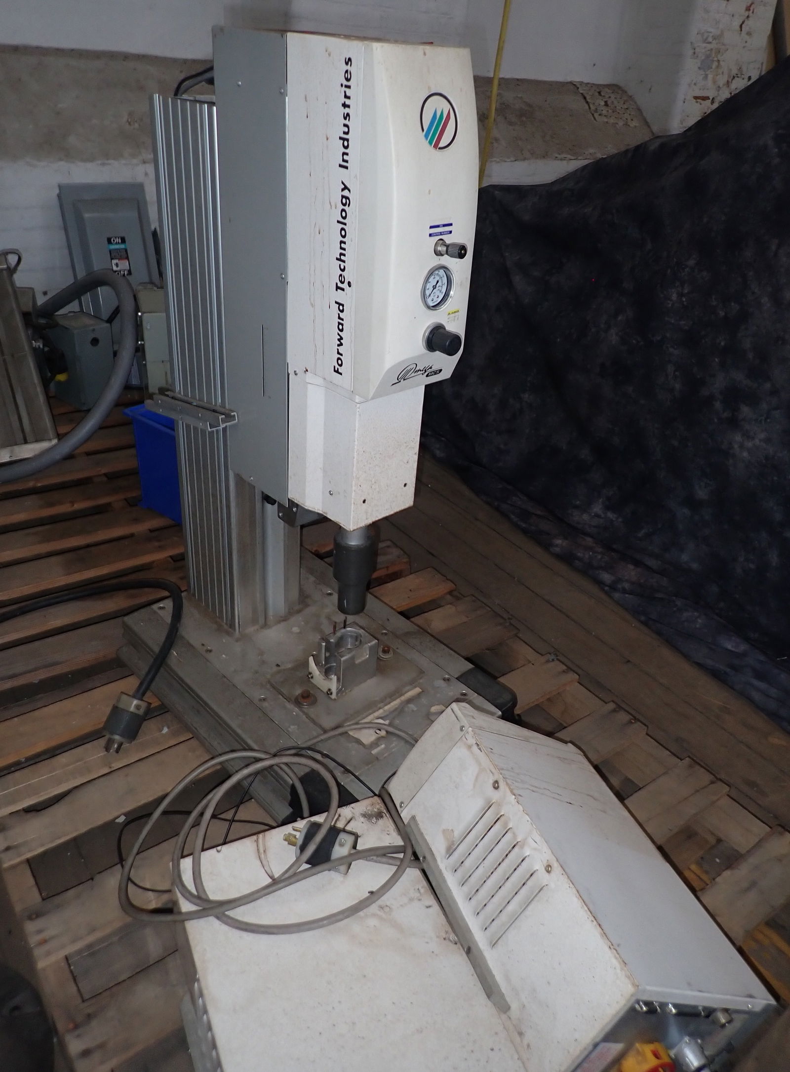 Plastic Machine, Dividers, & Misc: Bring help to load . Items are located on the second floor. These are not located in the section of the building we normally have sales. There is a loading dock you can back into and walk down approx