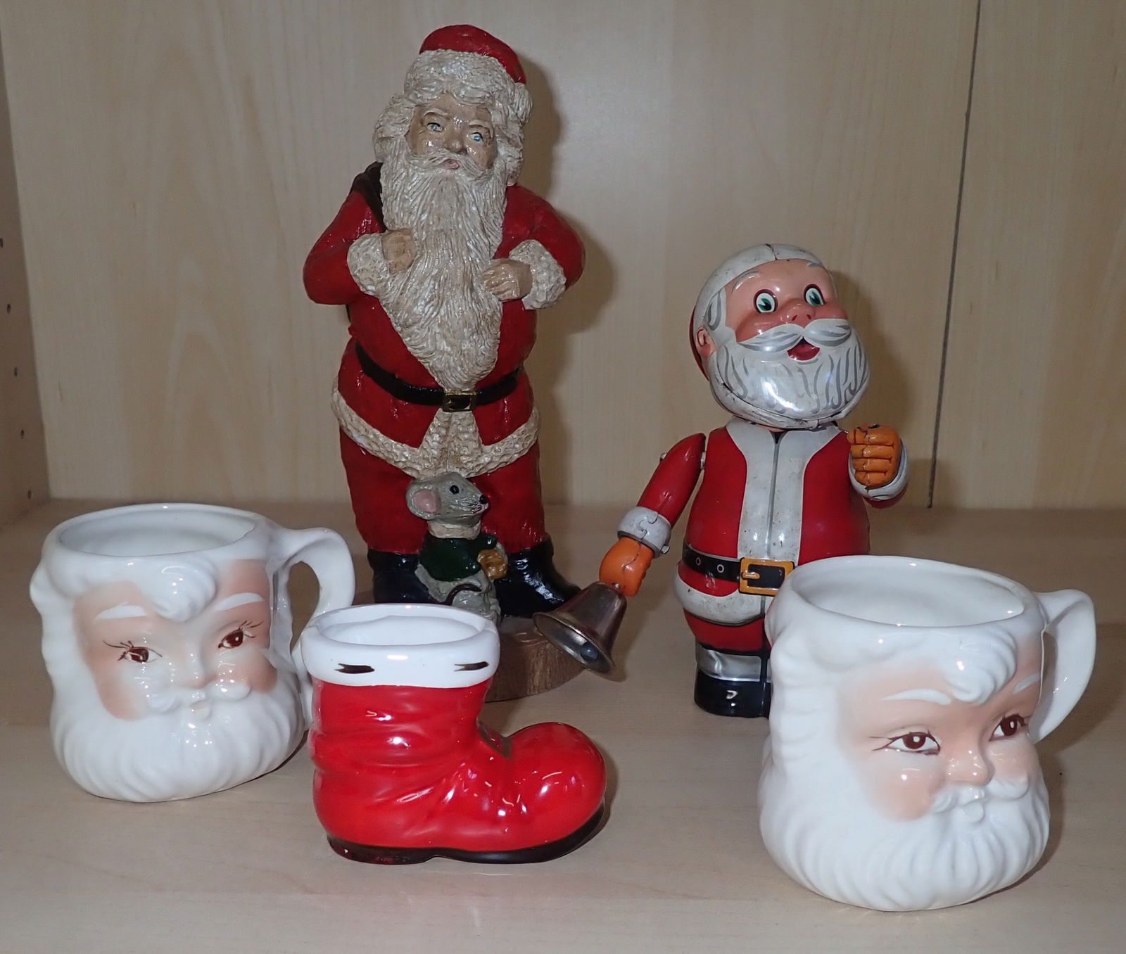 Tin Wind Up Santa , Cups , & Figure (1 of 4)