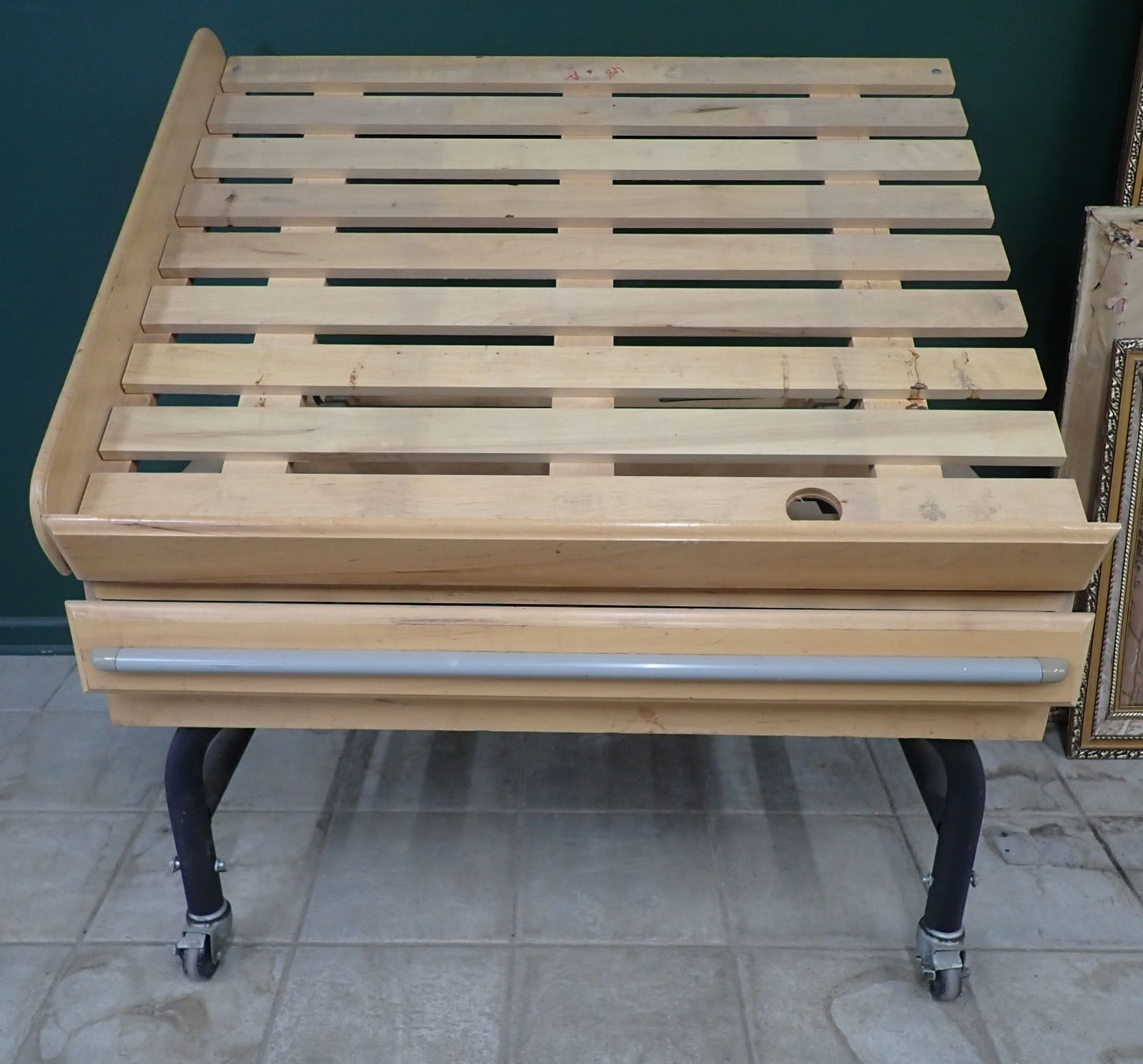 Marco Adjustable Produce Stand / Rack (1 of 5)