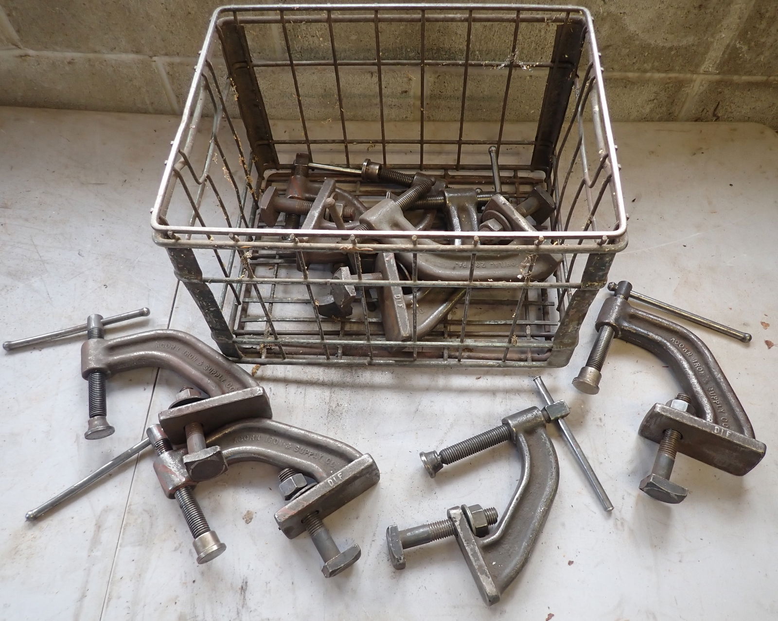 8 Acorn Welding Table Clamps (1 of 3)