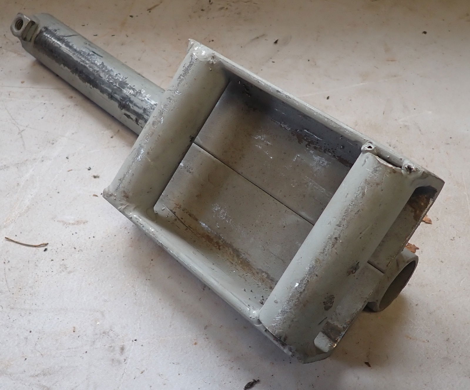 Forklift Lifting Device - 2