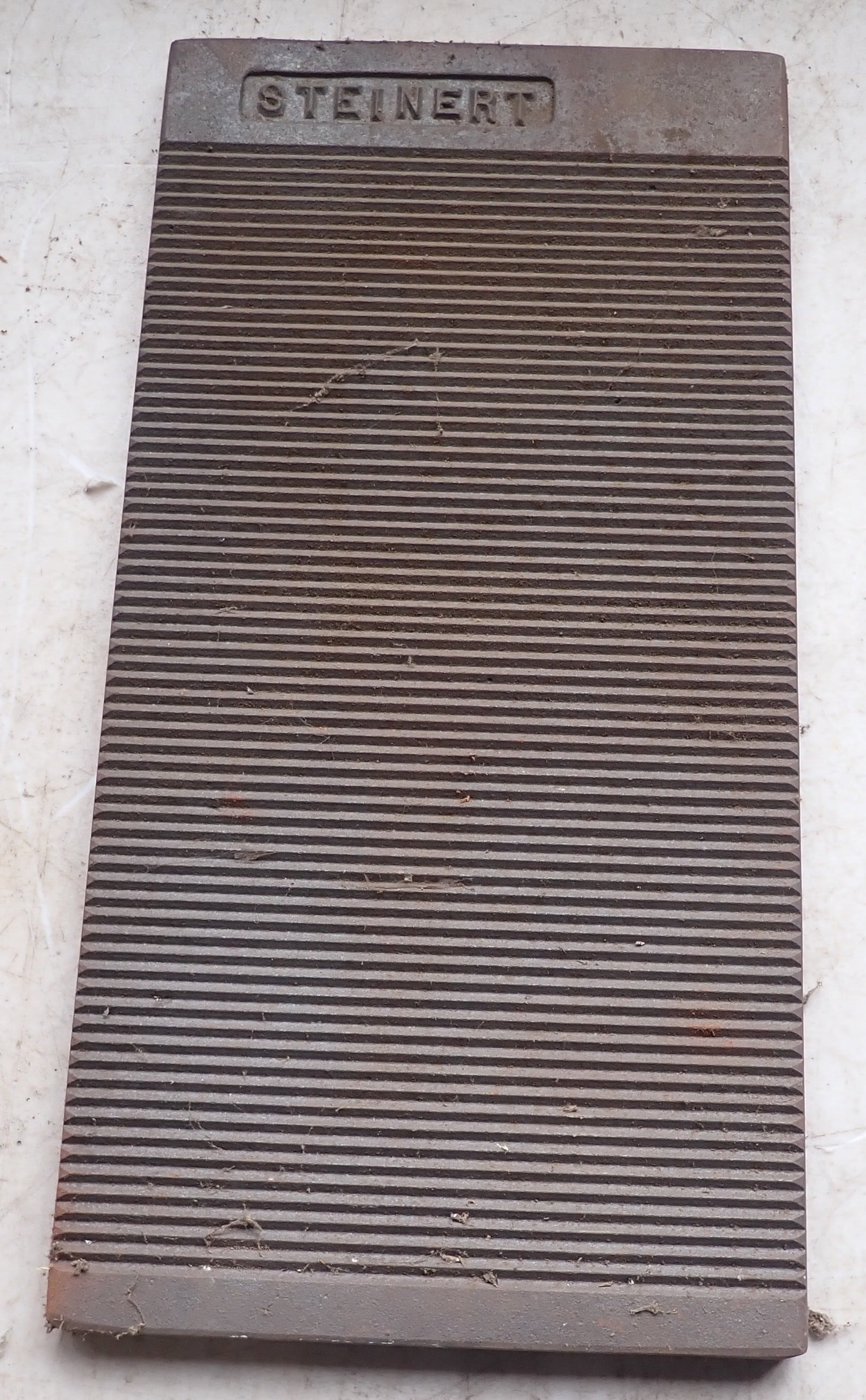 Steinert Pleater Tool: Approx 5/8" x 8" x 16". Shipping available