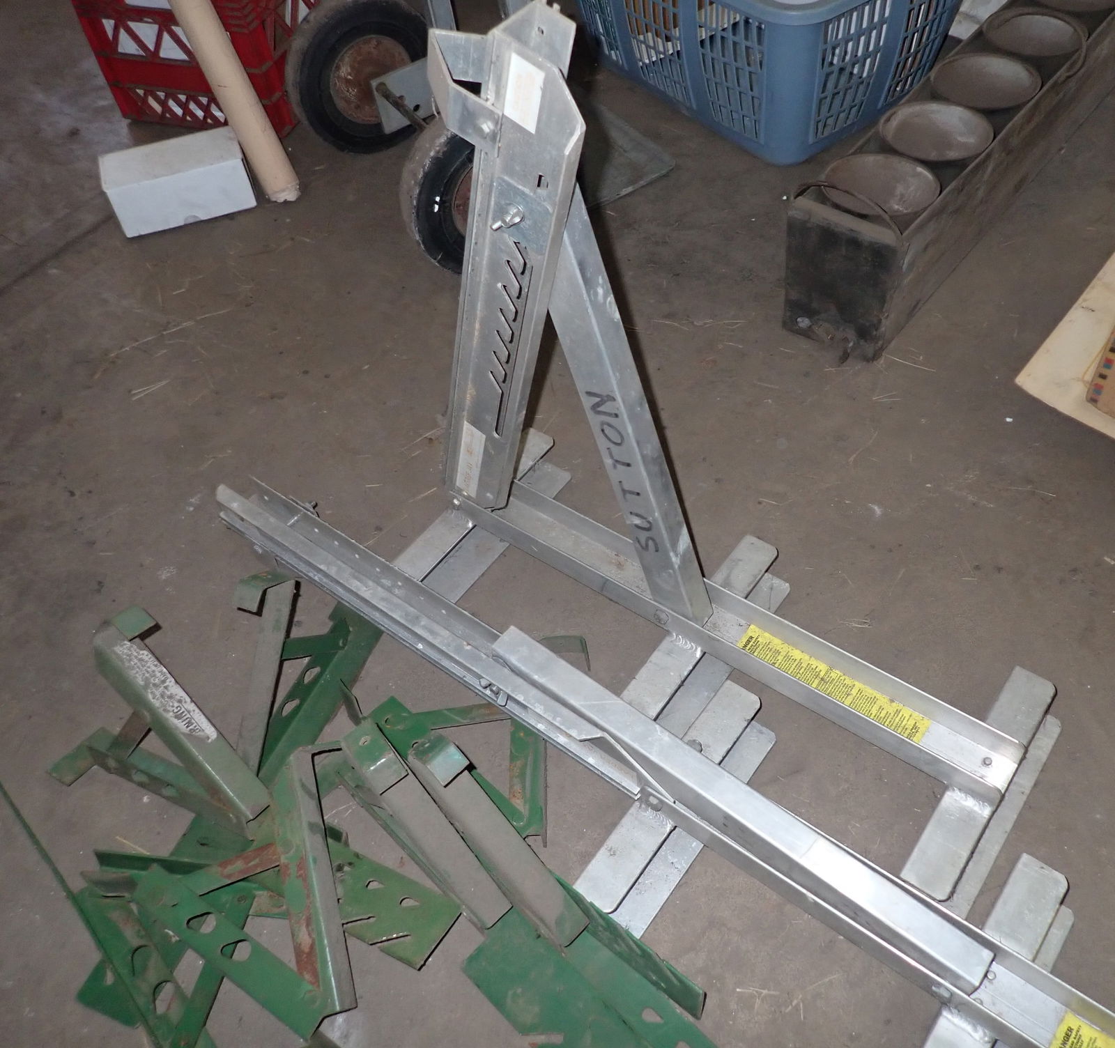 Ladder Jacks - 2