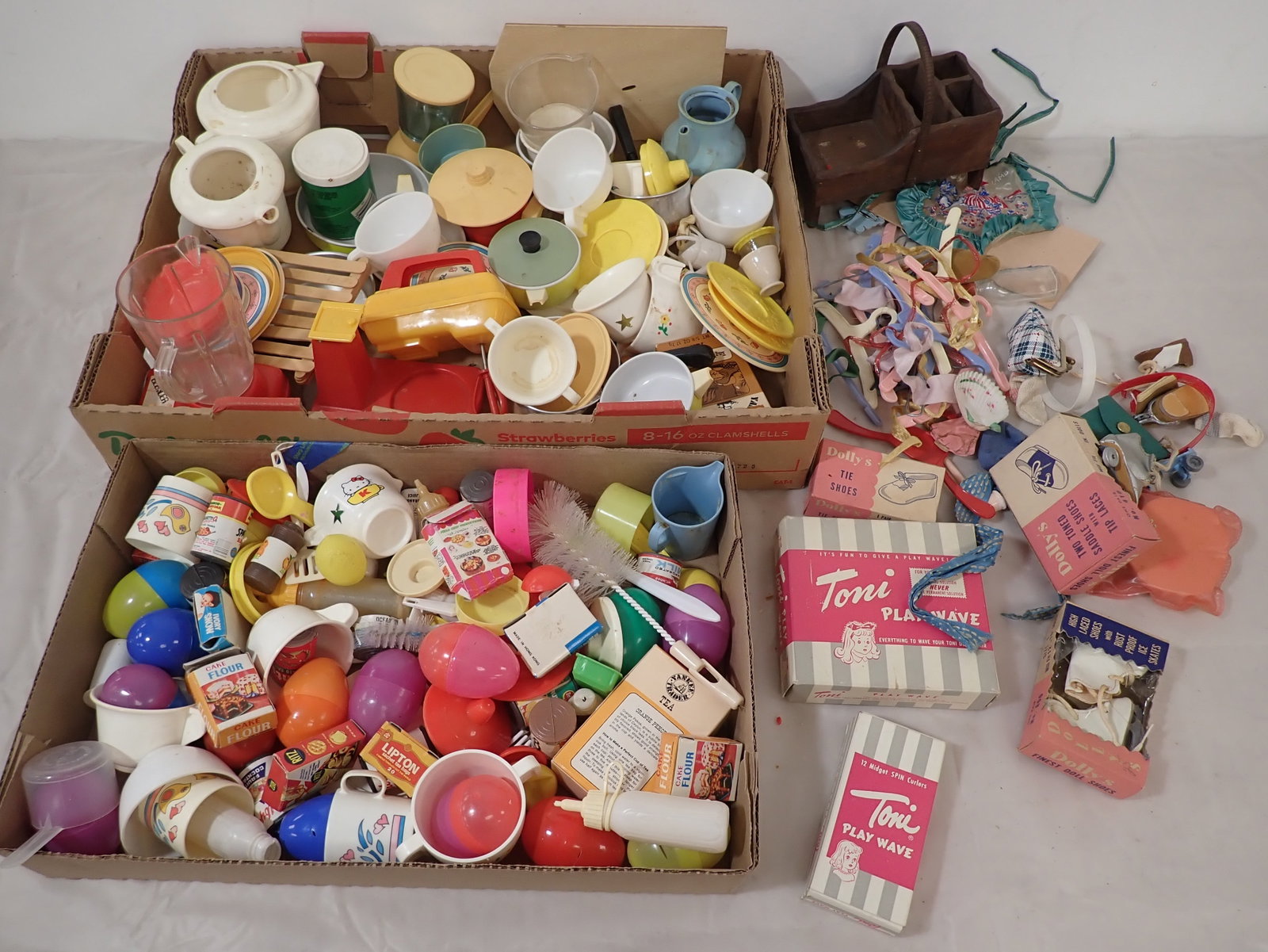 Doll Accessories: Must take all ! No in house shipping !
