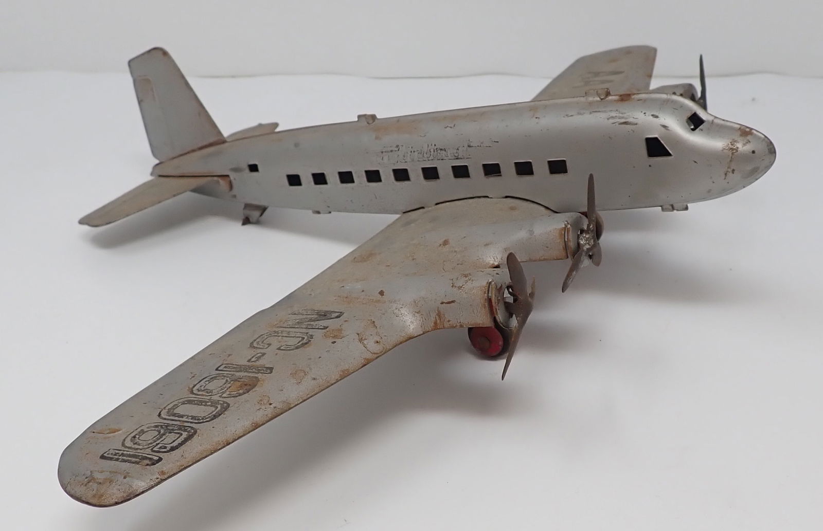 Pressed Steel Airliner (1 of 4)