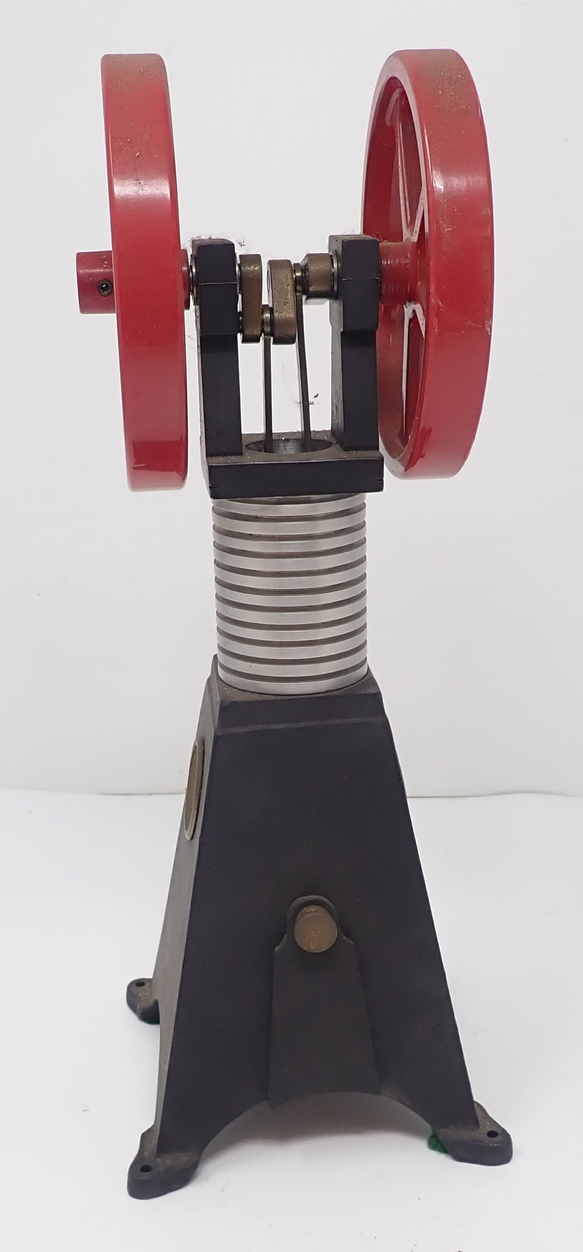 Hot Air Model Engine: Approx 9 3/4" tall. Shipping available