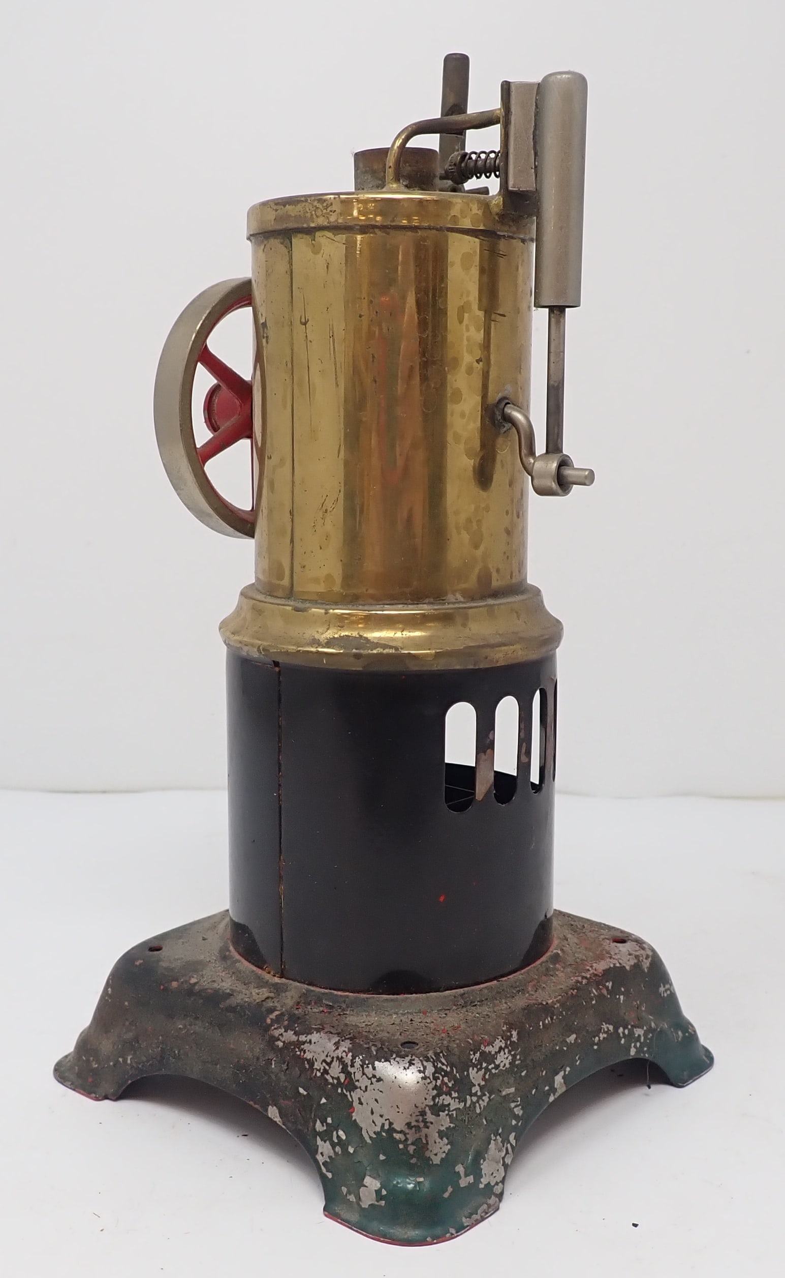 Vertical Steam Engine - 4