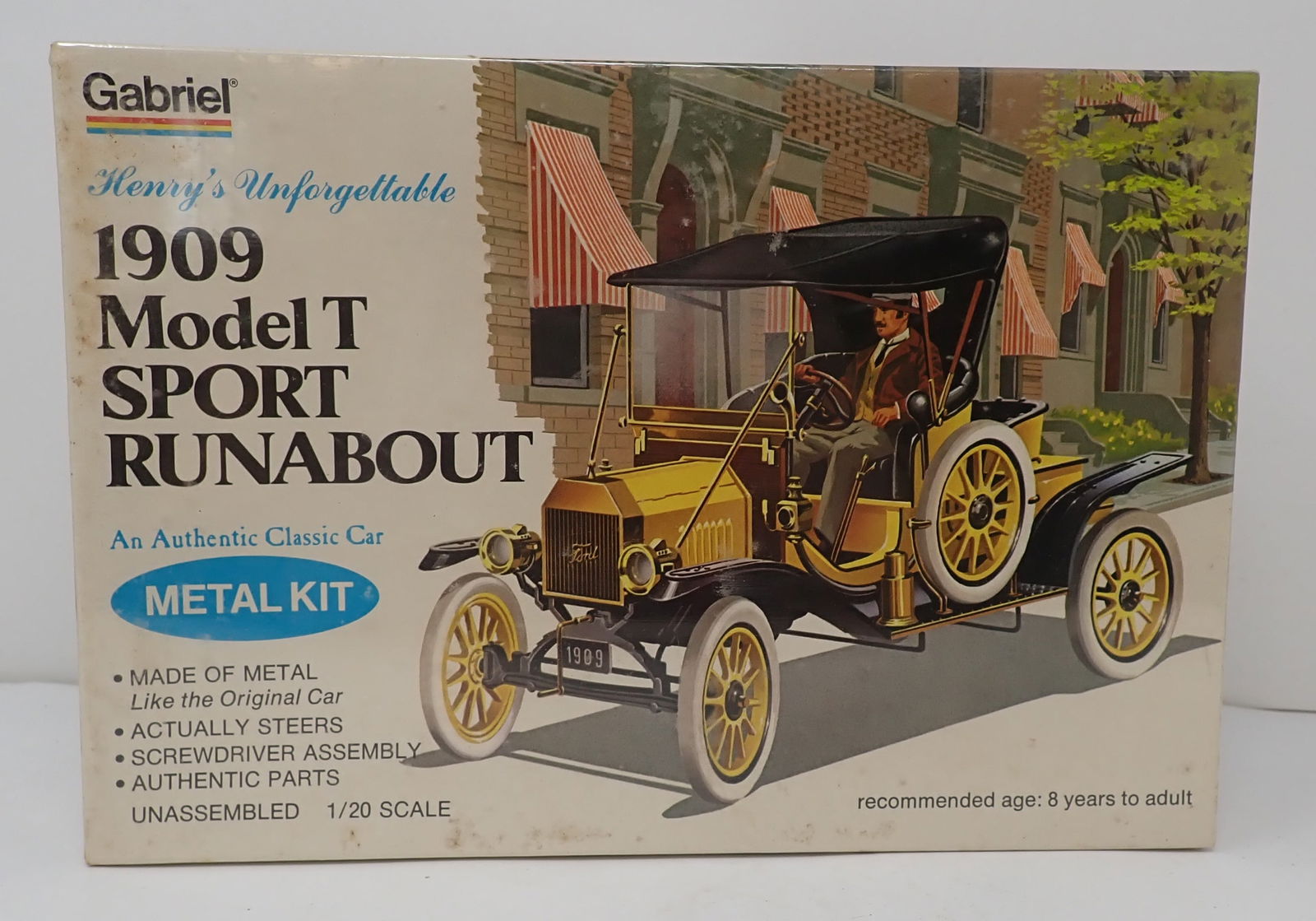 Gabriel 1909 Model T Sport Runabout Model: Metal Kit No. 26441 . Shipping available