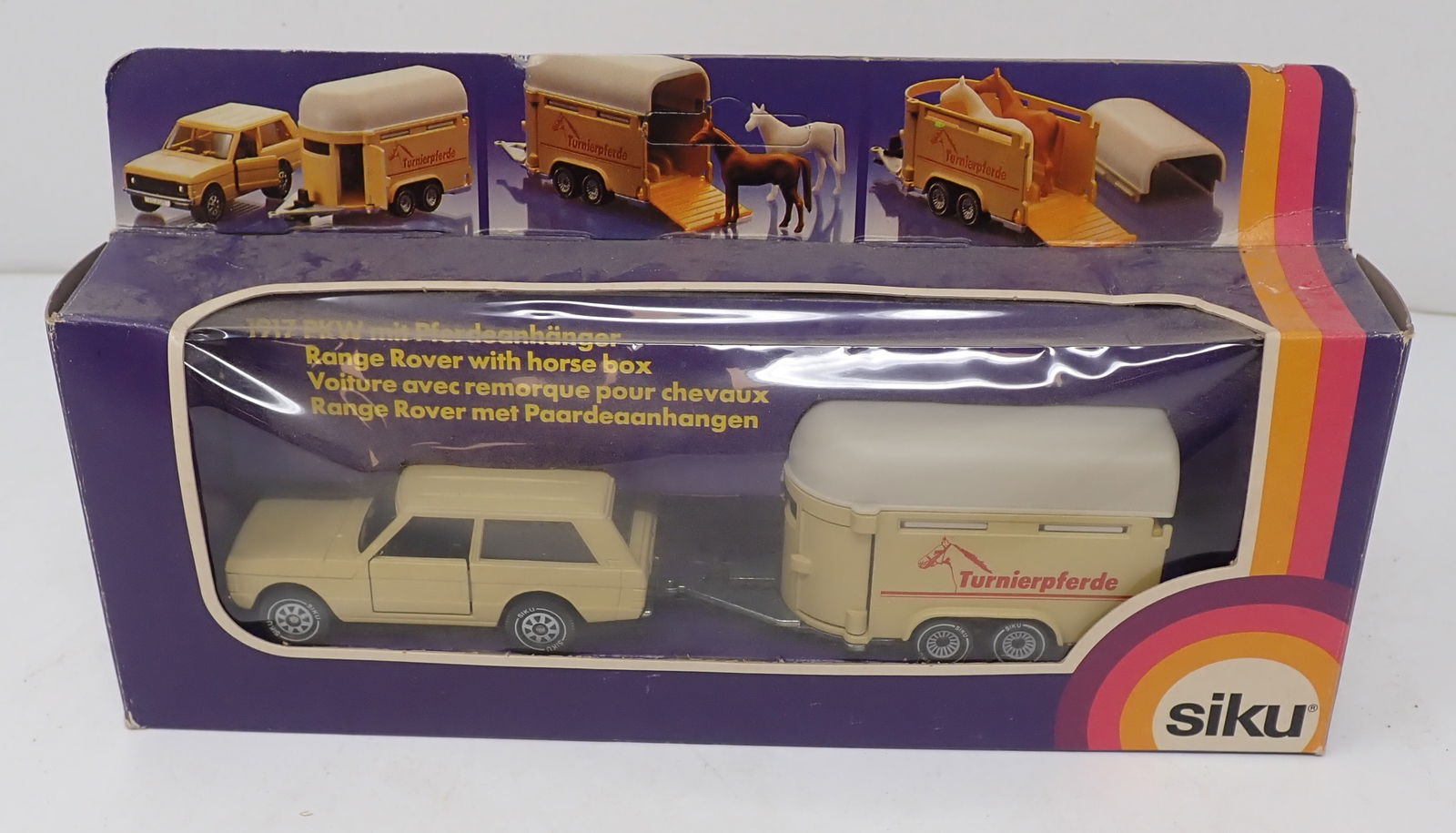 Siku 1917 Range Rover & Horse Trailer: Apprx 6 1/2" long. Shipping available