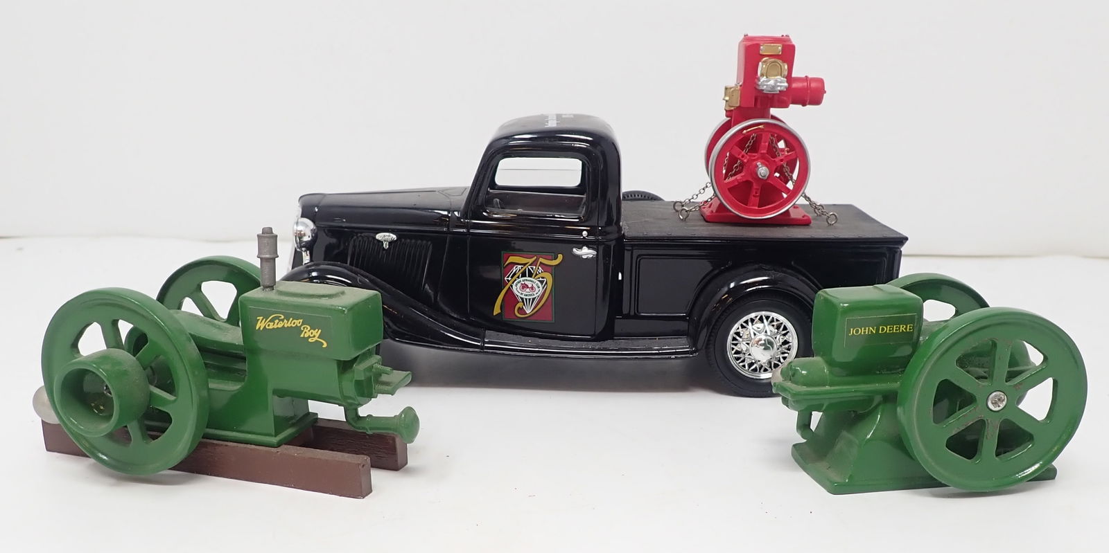 Lead John Deere & Waterloo Hit Miss Engines Liberty Truck: Truck is approx 6 7/8" long. Shipping available