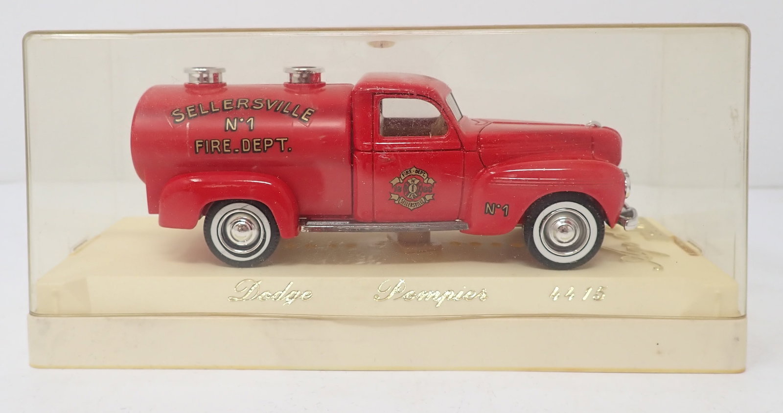 Solido Sellersville Fire Dept Truck: Approx 4 1/4" long. Shipping available