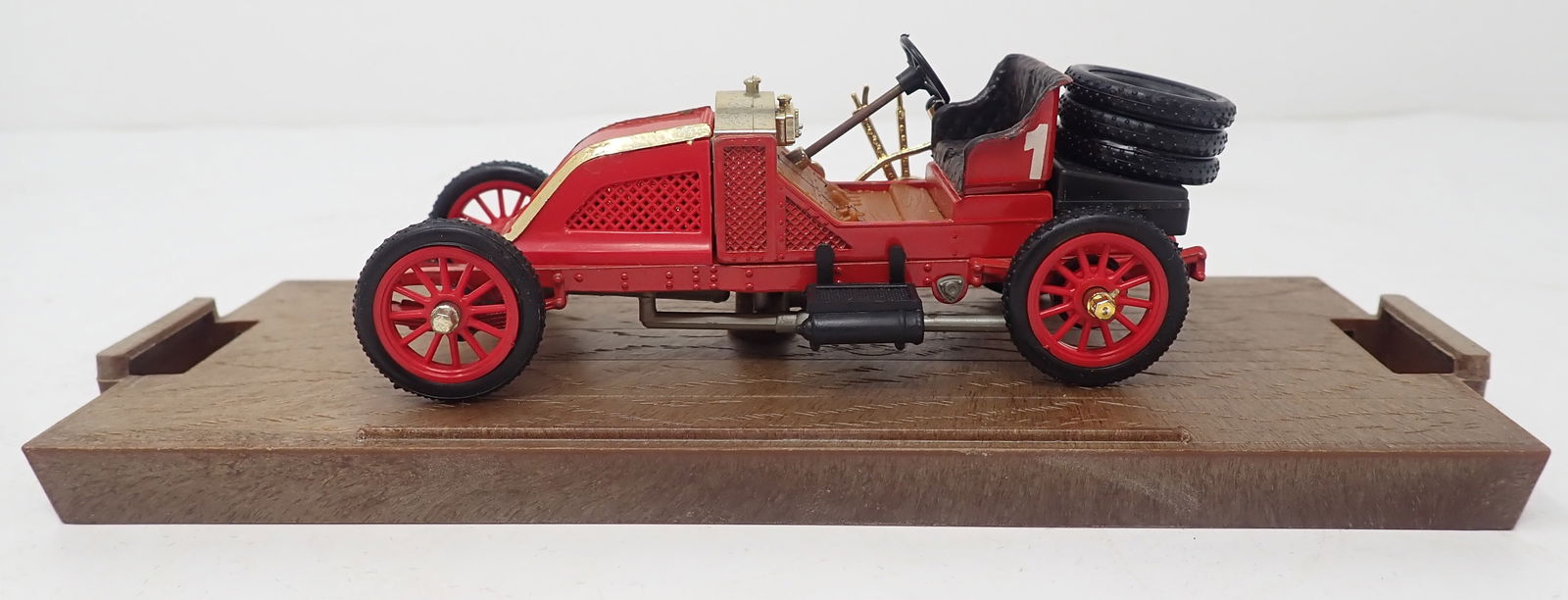 Brumm Car: Apprx 3 3/4" long. Shipping available