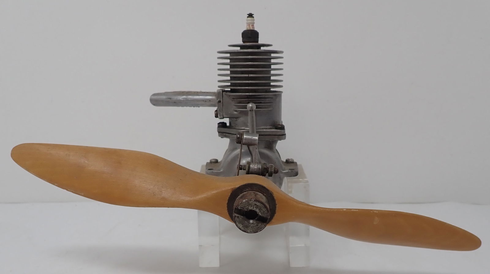 Rocket Gas Model Airplane Motor: Prop is approx 9" long. Shipping available