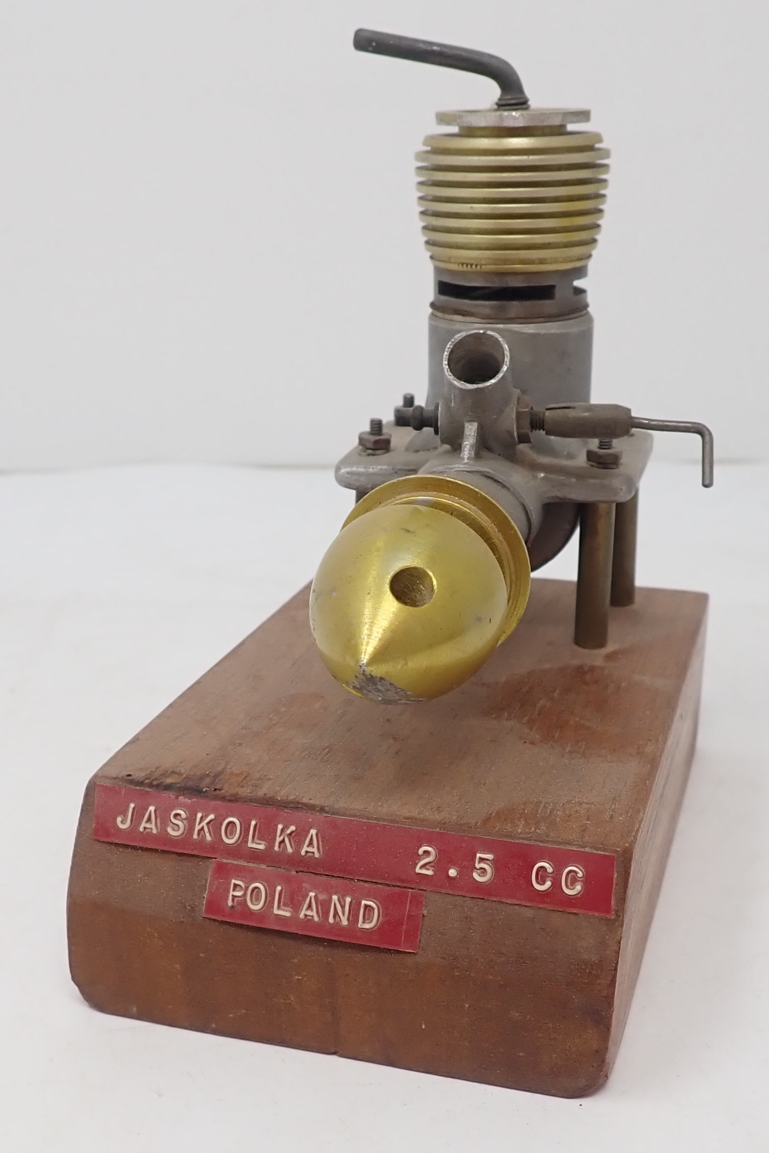 Jaskolka Model Diesel Engine: Shipping available