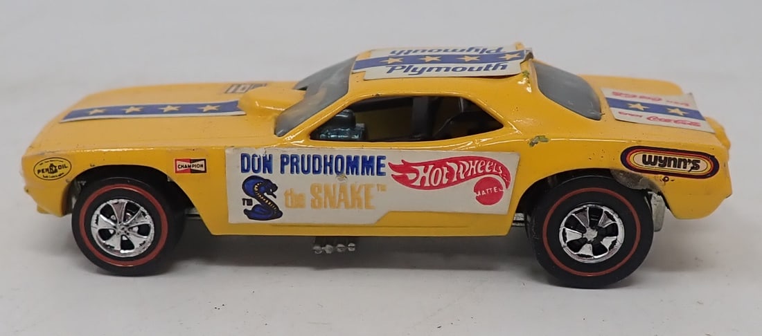 1969 Hot Wheels Redline Snake: Shipping available