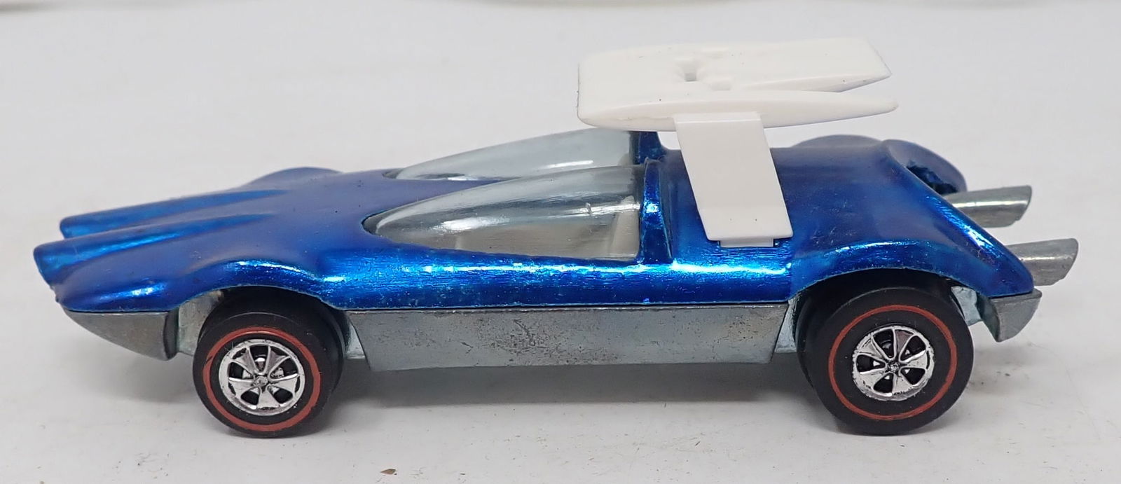 1969 Hot Wheels Swingin Wing: Shipping available