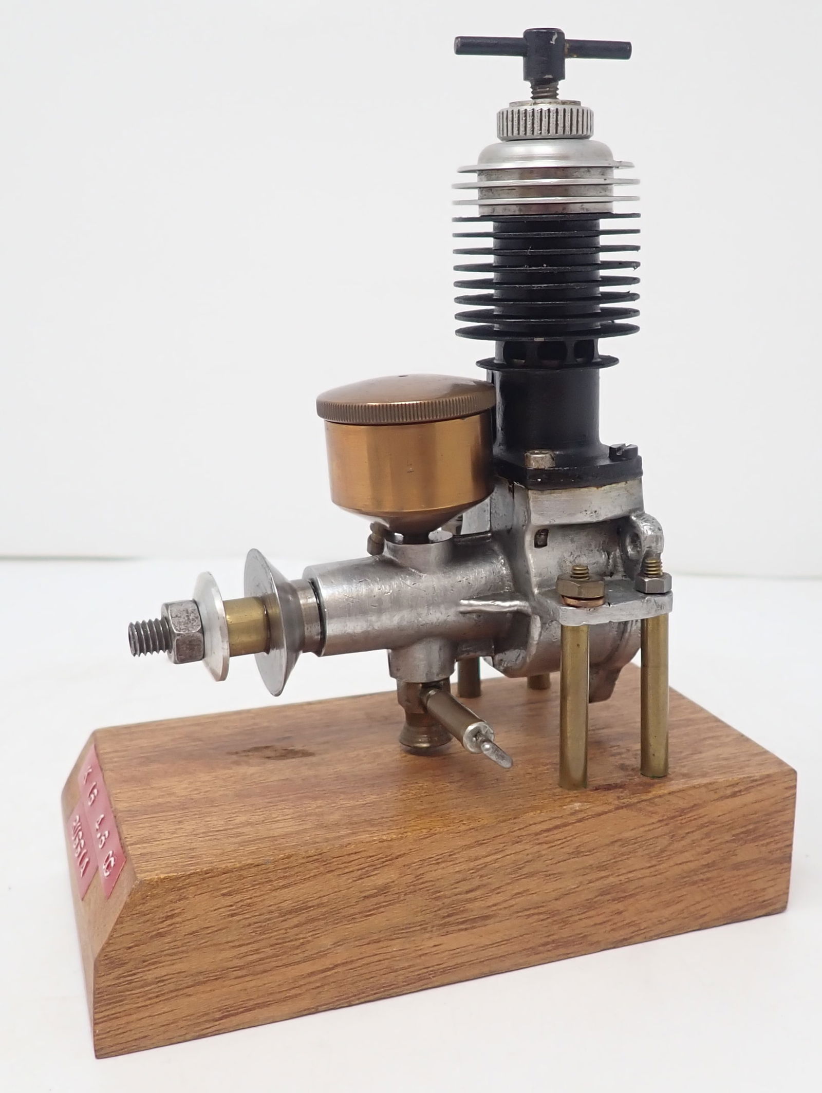 Diesel Model Airplane Motor: Shipping available