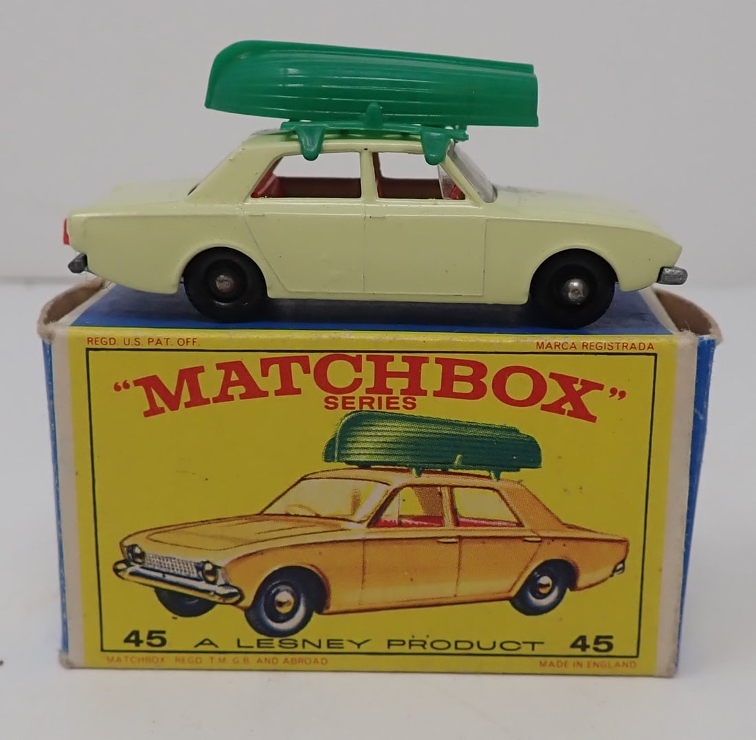 Matchbox Ford Corsair & Boat No. 45: Shipping available