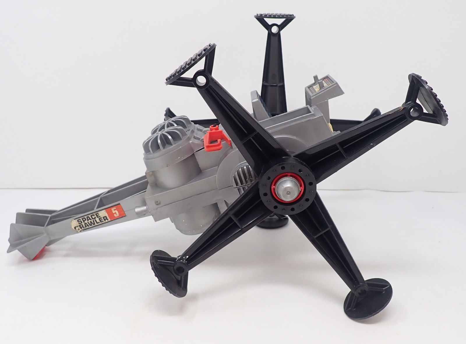 1966 Mattel Space Crawler: Approx 13" long. Shipping available