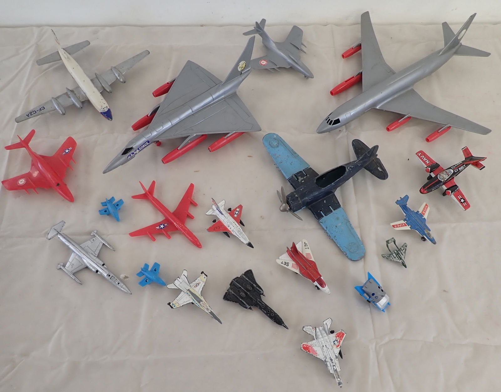 Diecast , Plastic, Tin Airplanes: Largest is apprx 11 3/4" long. Shipping available