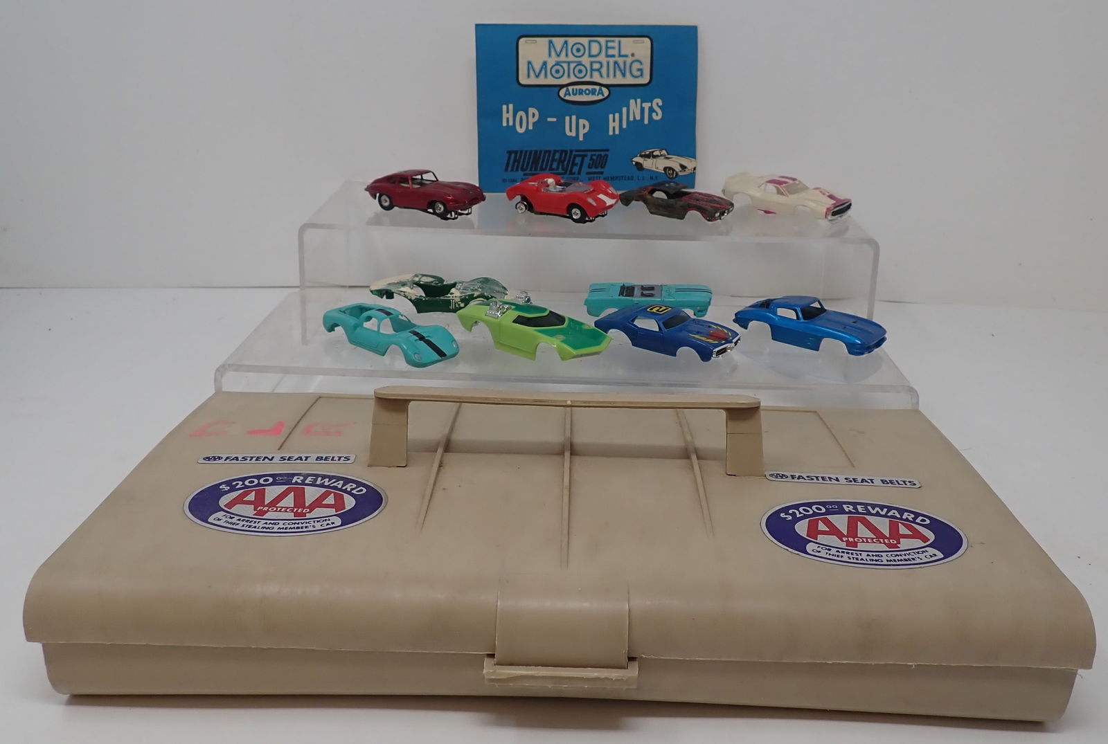 Slot Cars, Bodies , Case , & Misc: Shipping available
