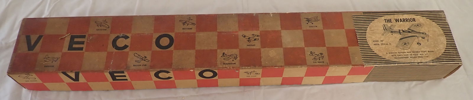 Veco The Warrior Stunt Model Airplane (1 of 4)