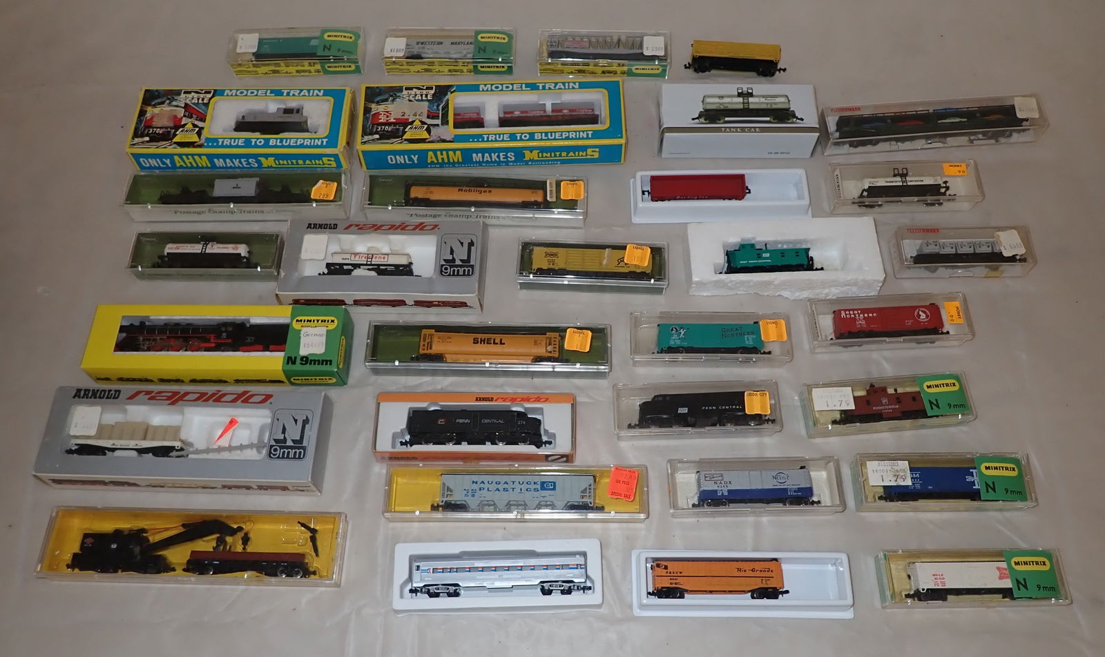 Fleischmann , AHM, Rapido, Minitrix N Gauge Trains (1 of 9)
