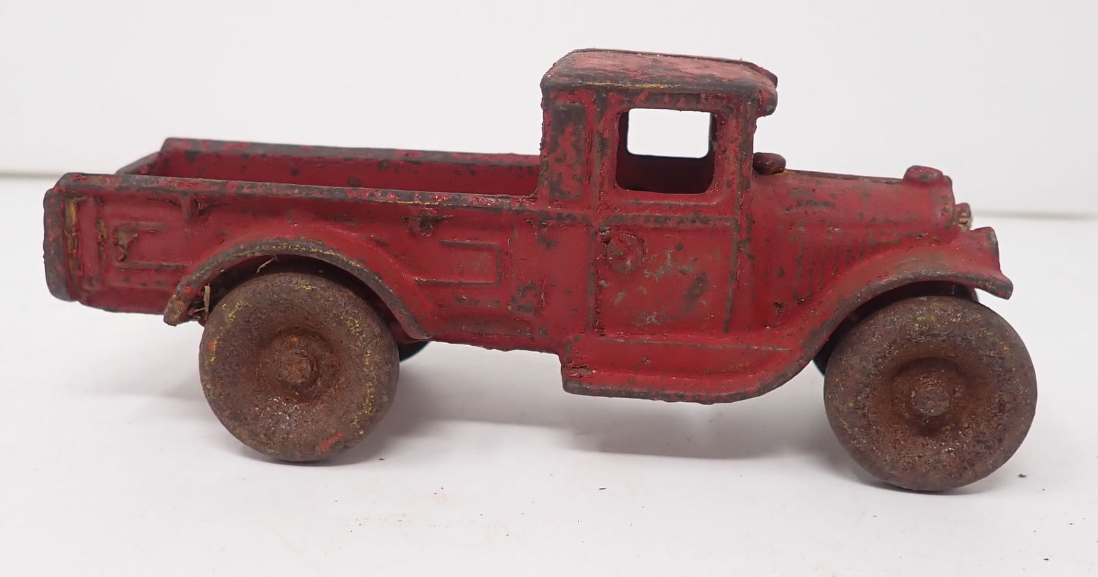 Cast Iron Arcade Truck: Approx 4 7/8" long. Shipping available