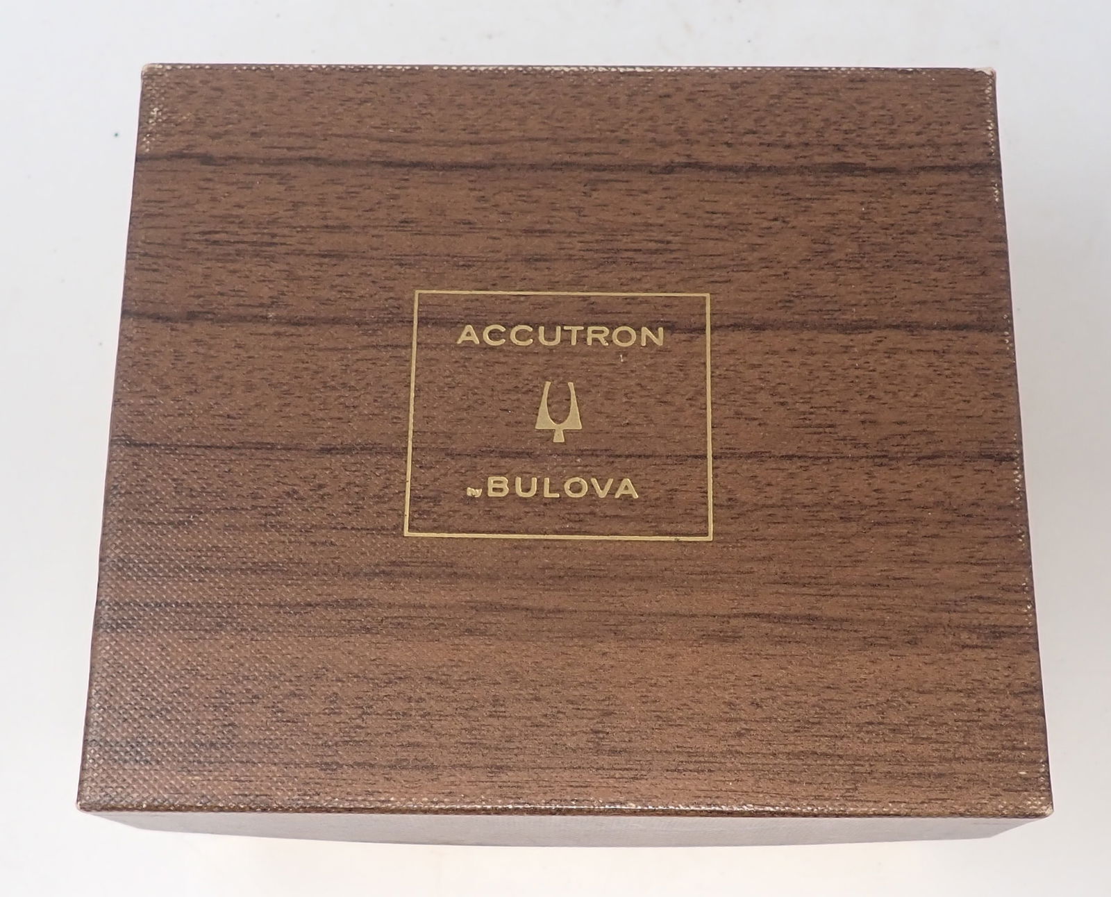 Bulova Accutron Box Only !: Approx 5 1/2" x 6 1/4" x 3" tall. Shipping available