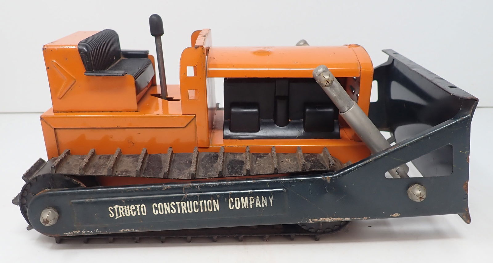 Structo Construction Company Bulldozer (1 of 6)