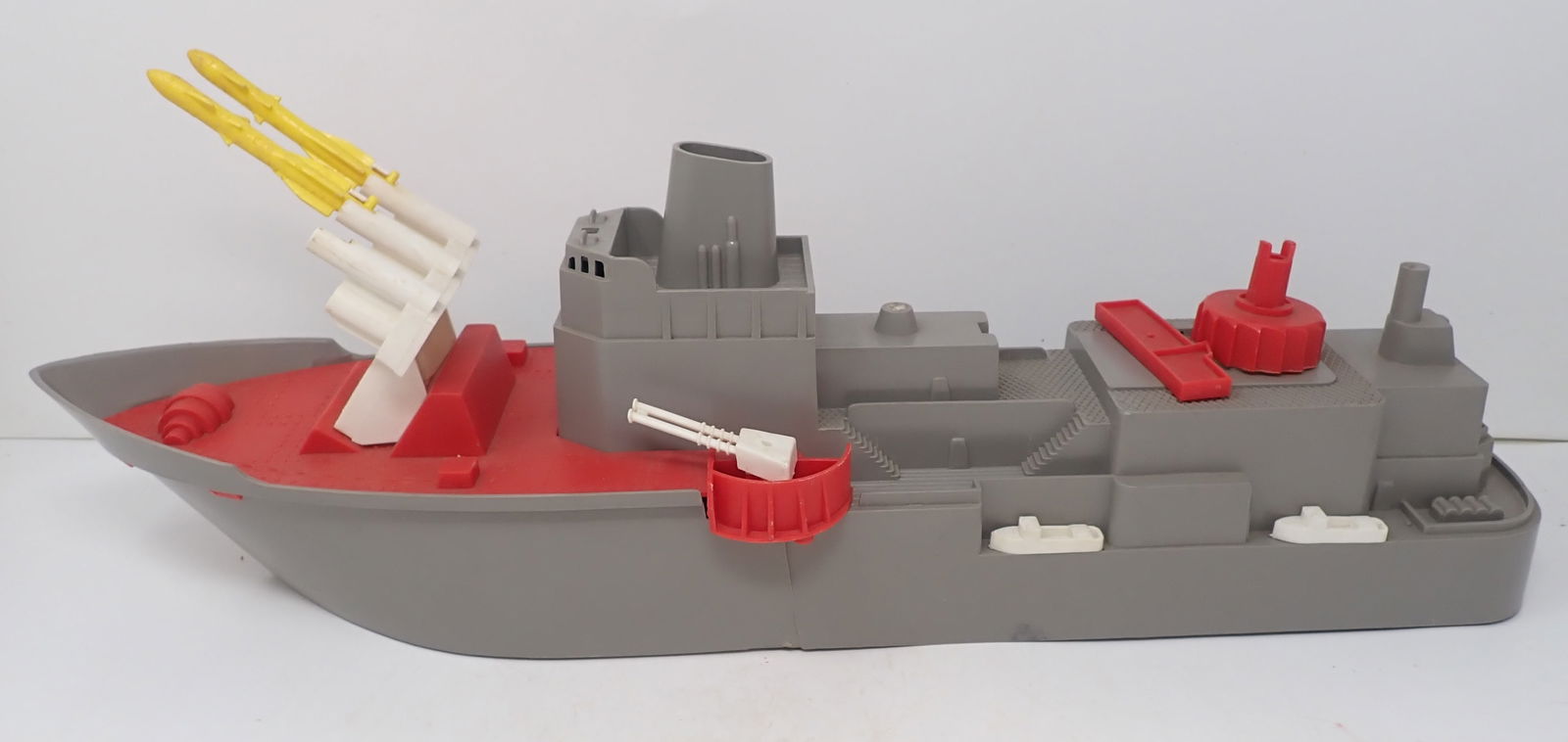 MPC USS Scorpion Missle Frigate: Apprx 20 1/2" long. Shipping available