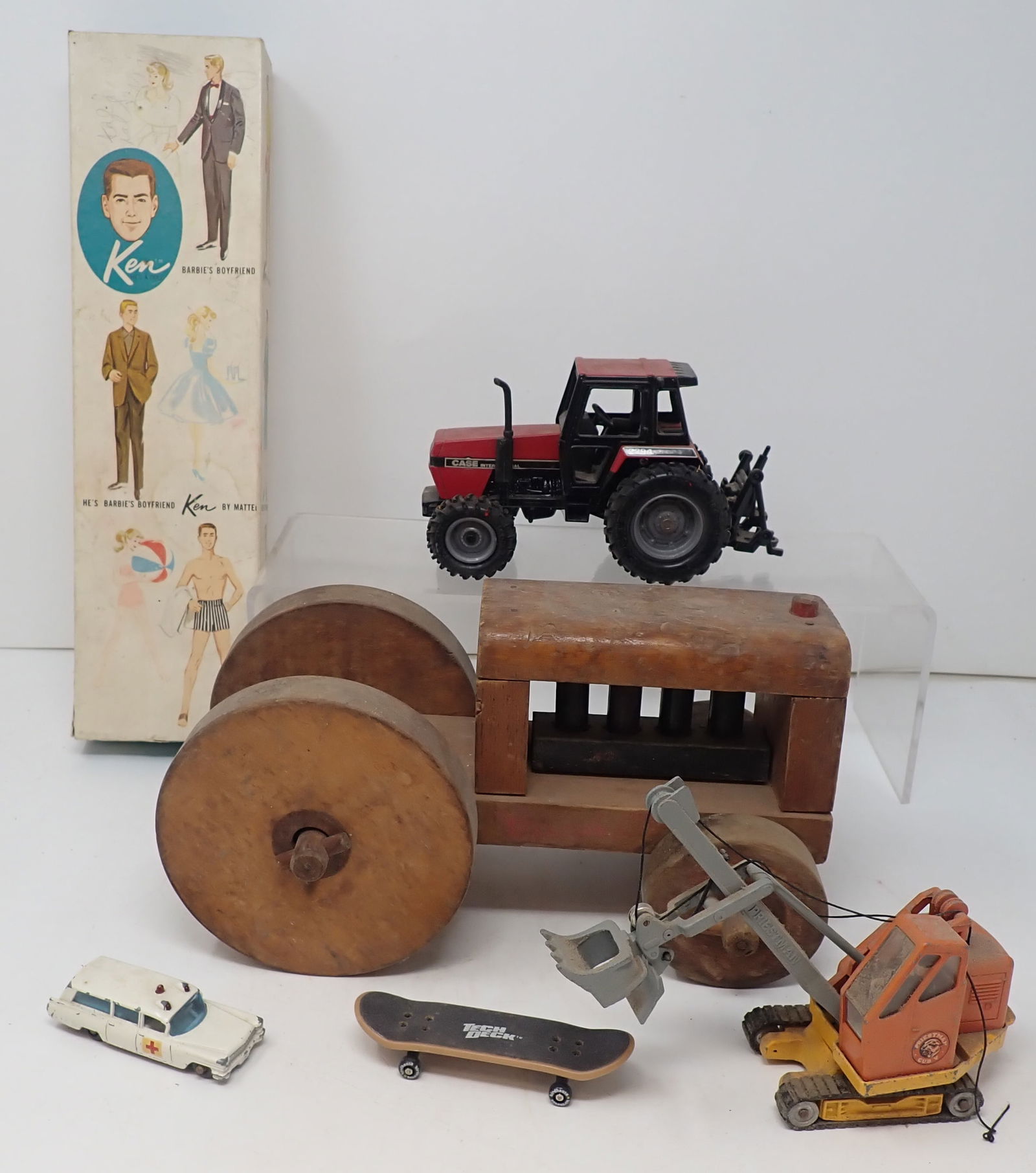 Ertl Case 2294 , Corgi Priestman, Matchbox Ambulance & Misc (1 of 4)