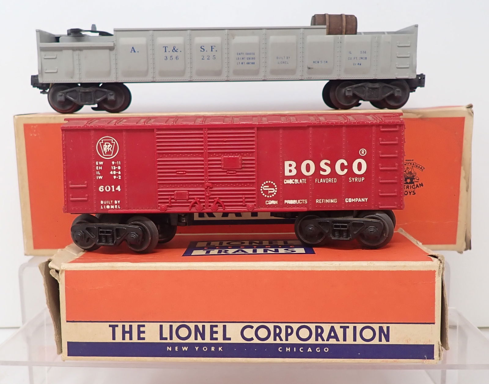Lionel 3562 Barrel Car & 6014 Box Car (1 of 2)