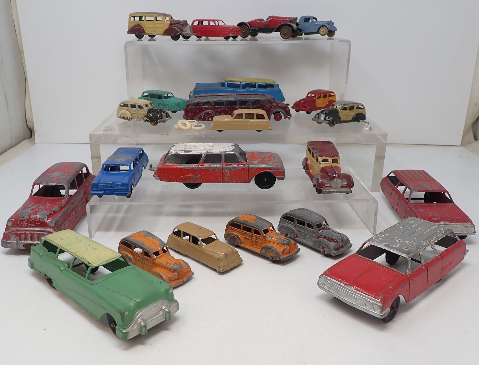 Tootsietoy & Manoil Cars (1 of 8)