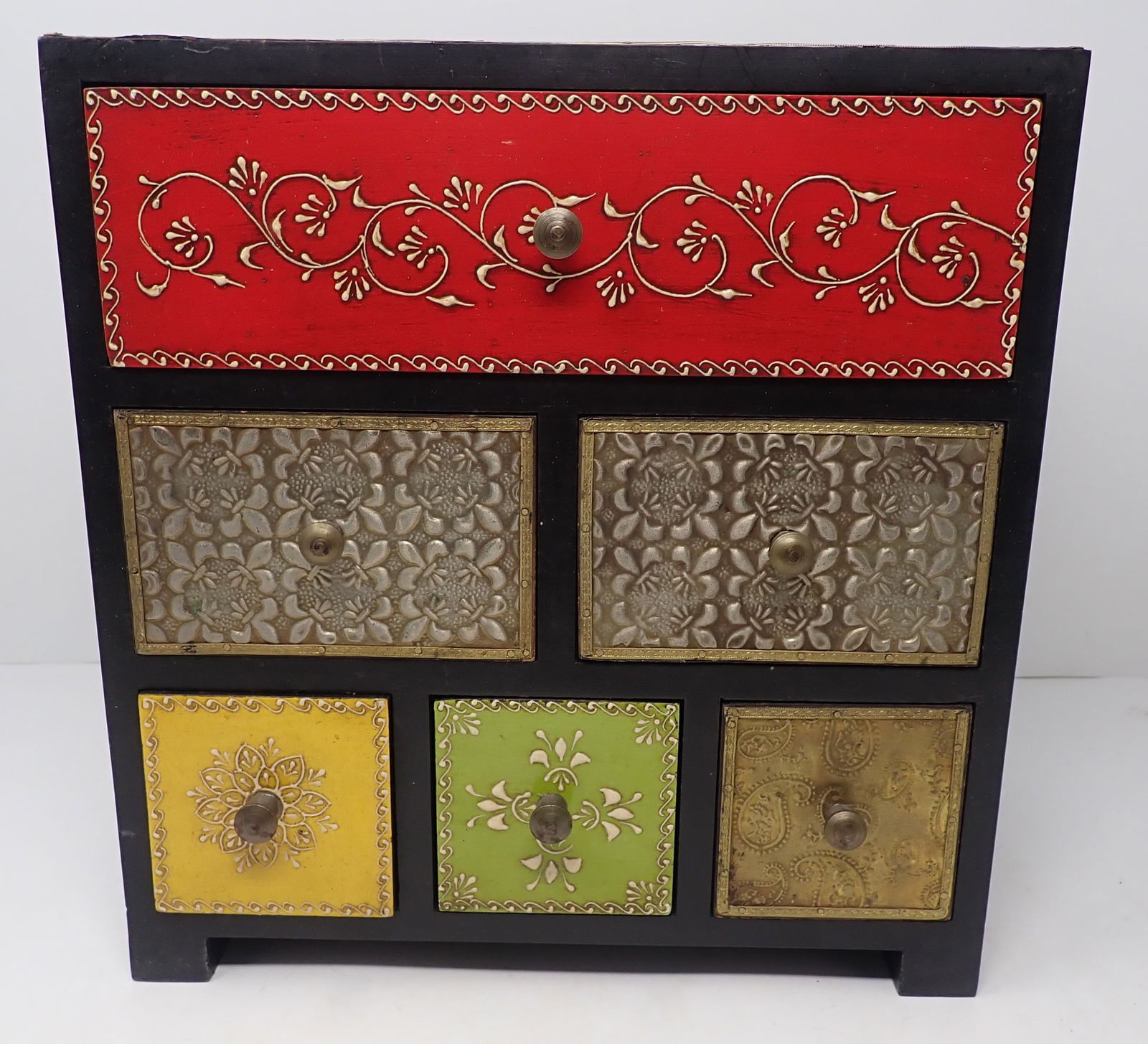 Sundance Holdings 6 Drawer Jewelry Chest: Apprx 6 1/4" x 11 1/8" x 11 5/8" tall. Shipping available