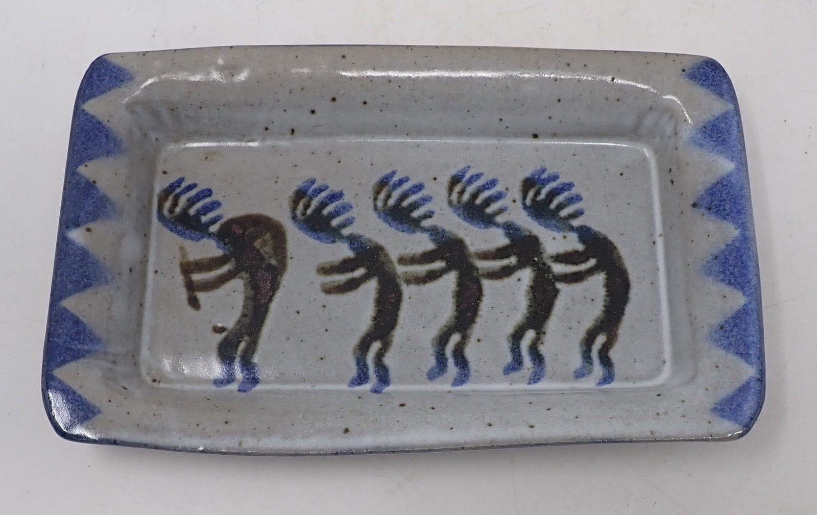 Cornshucker Pottery Tray: Apprx 5 7/8" x 9 1/4" x 1 1/4" tall. Shipping available