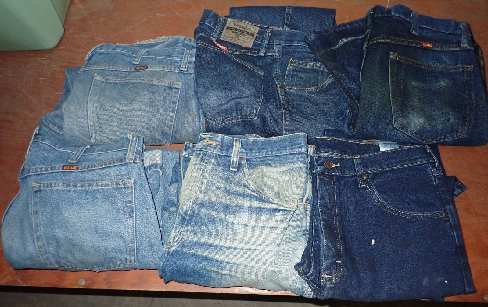 Worn & Torn Jeans incl Rustler & Wrangler: Some sizes are 34x29 , 36x29 . Shipping available