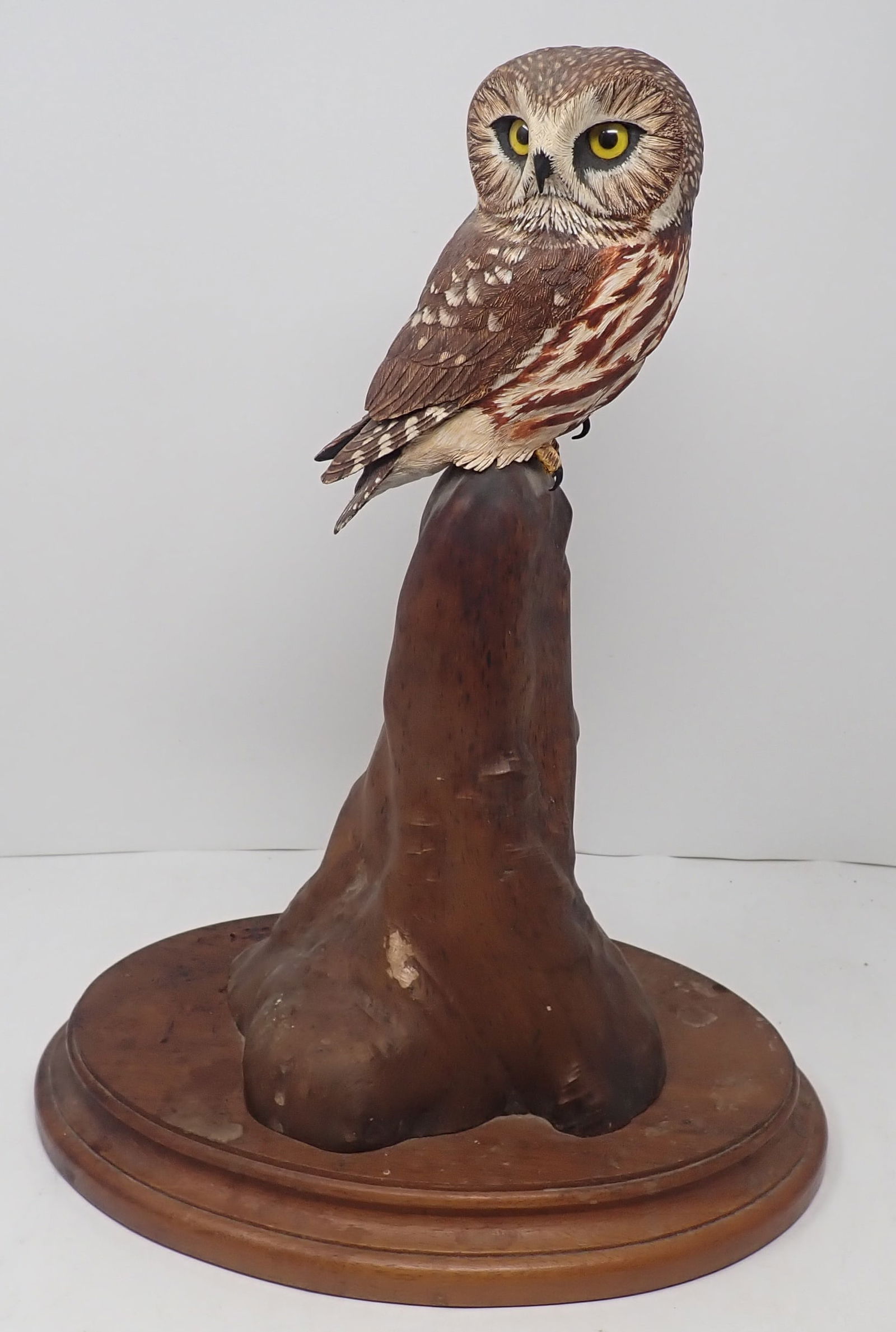 2001 John King Owl Sculpture: Apprx 15 3/4" tall. Shipping available