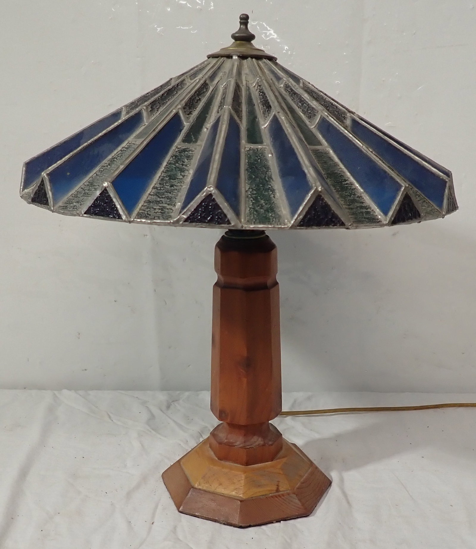 Stained Glass Lamp w/ Wooden Base (1 of 3)
