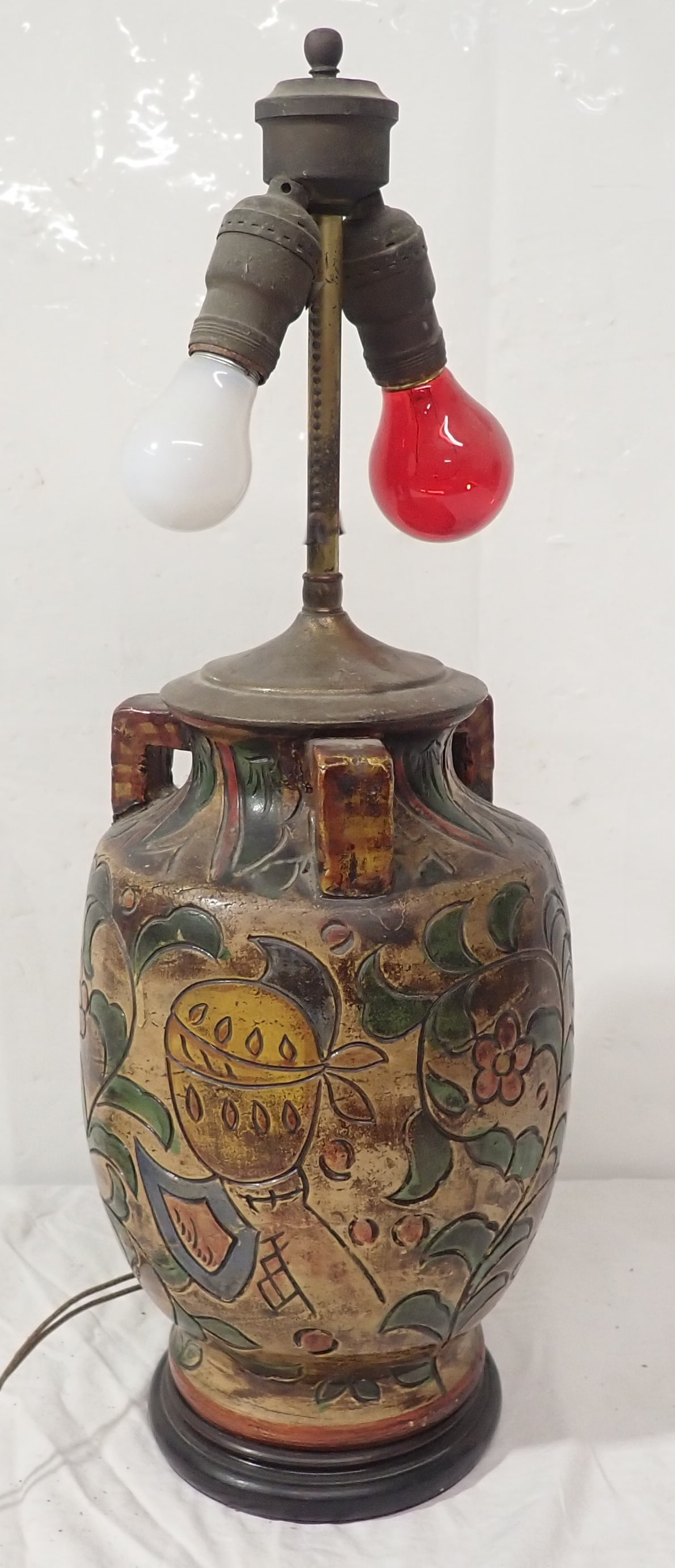 Table Lamp: Apprx 22 1/2" tall. Shipping available ($30 handling charge, plus postage)