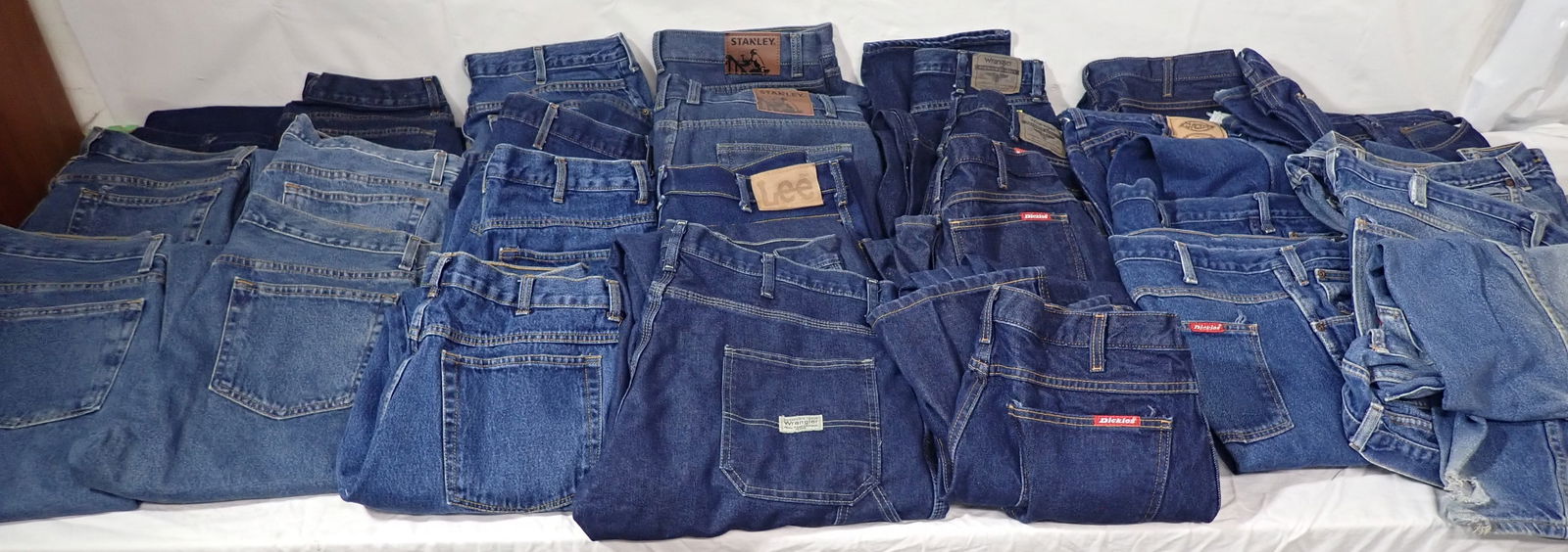 Dickies, Stanley, Wrangler, & Misc Jeans: 26 pair of Jeans - Most pairs we looked at were 36x30 . Shipping available