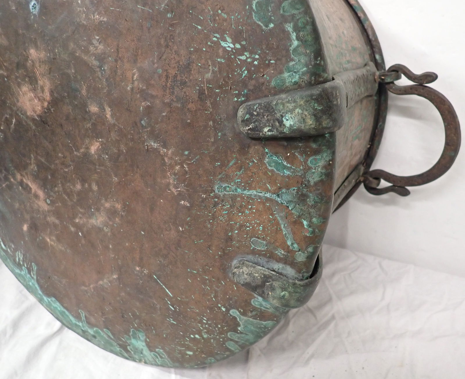 Copper Cauldron - 10