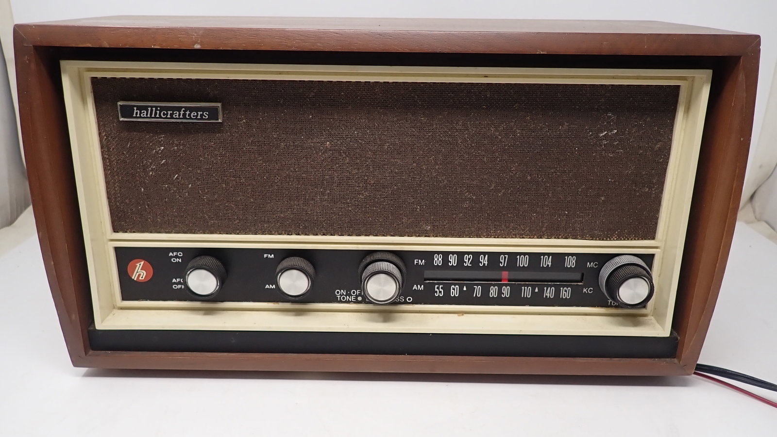 Hallicrafters Radio WR 700: 1961, 14.5" x 6" x 8". Shipping available