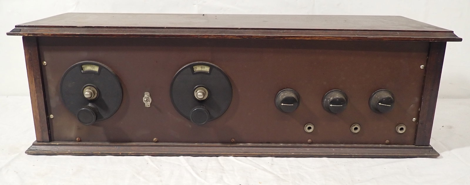 Breadboard Radio: 8" x 27" 9", wood case w/ lid and tubes. NO in house shipping !