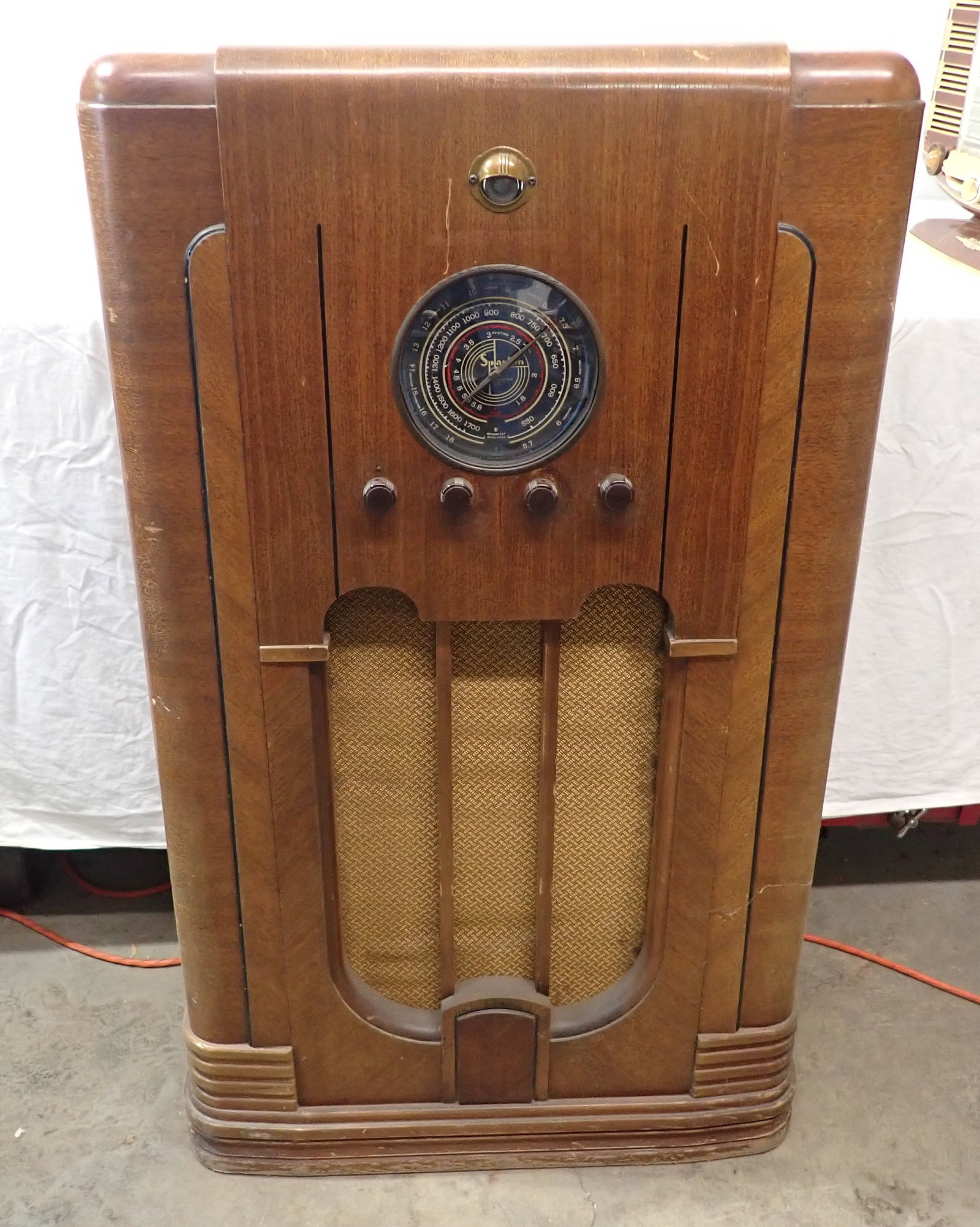 Spartan Floor Model Radio: NO in house shipping !