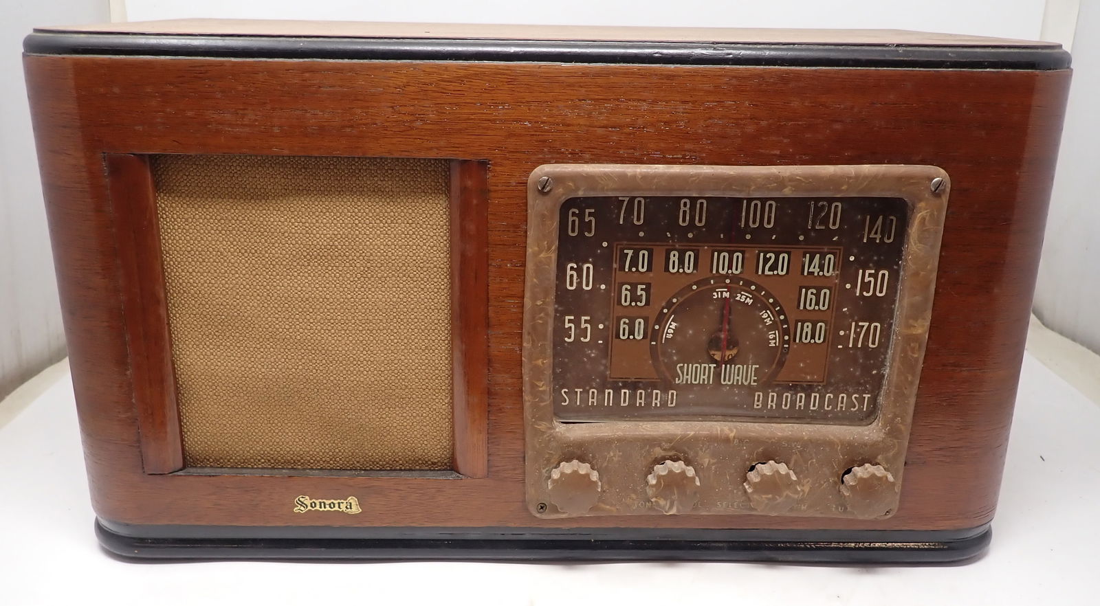 Sonora Am & Short Wave Radio: 10" x 18" x 9" - Shipping available ($25 handling charge, plus postage)