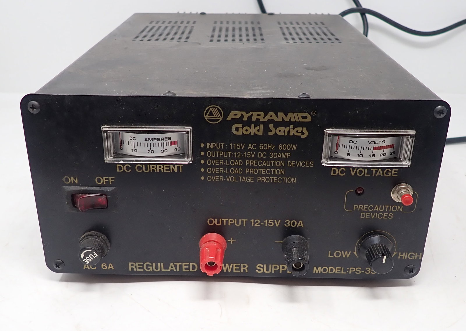 Pyramid Gold Series PS-35G Power Supply: Shipping available