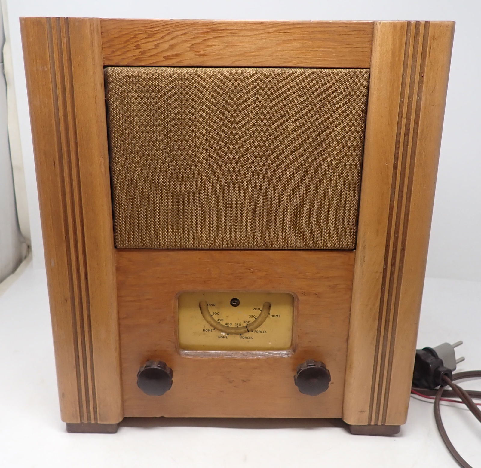 Mullard EF39 Radio (1 of 4)